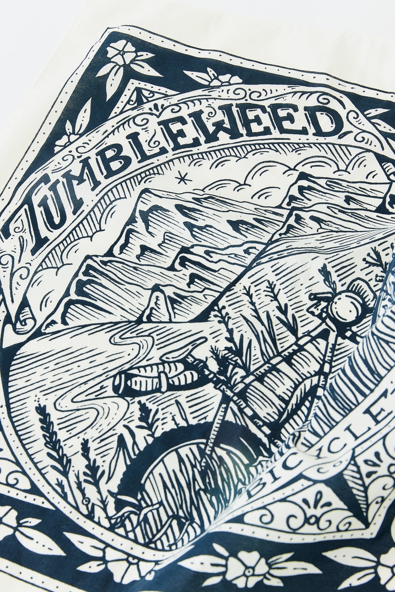 TumbleweedBikes-VKS-Product-ISO-Bandana-White-298-June17-2021.jpg